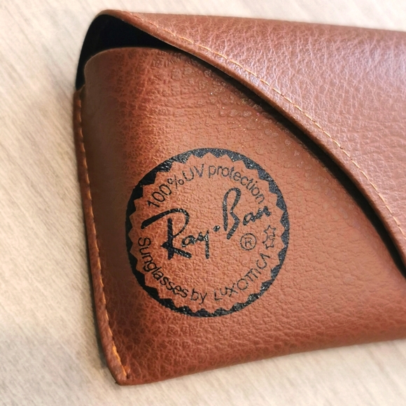 Ray-Ban sunglasses cases - Picture 2 of 4
